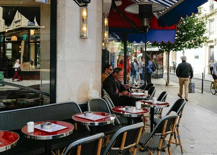 Modern With A-c - Near Montmartre شقة *