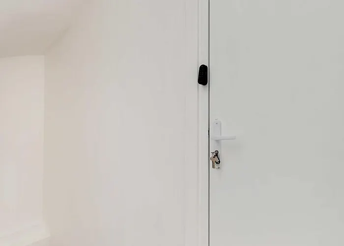 شقة Modern With A-c - Near Montmartre *